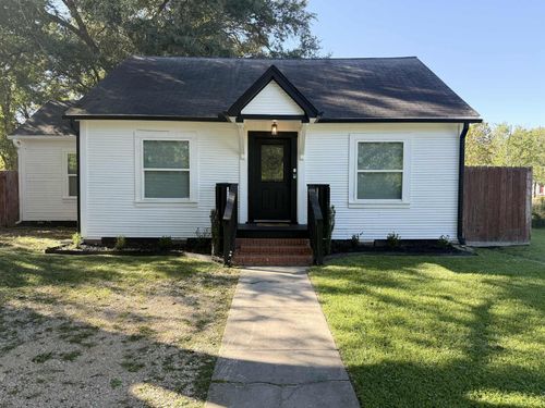 420 S 8th St, Silsbee, TX, 77656-4722 | Card Image