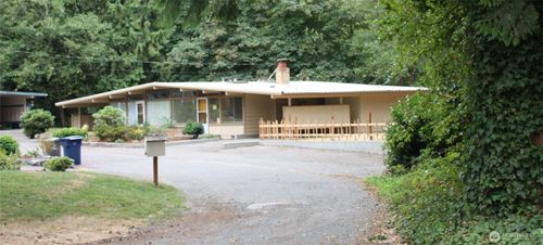 8417 Gold Way, Everett, WA, 98208-3422 | Card Image