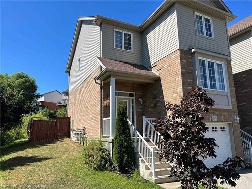 9-305 Briarmeadow Dr, Kitchener, ON, N2A4K9 | Card Image
