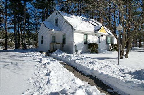 20 Macarthur Dr, Smithfield, RI, 02917-1719 | Card Image