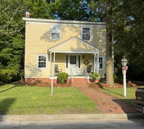 212 S Main St, Bath, NC, 27808-9790 | Card Image
