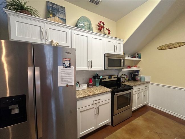 UNIT-211 - 2212 State Highway 361, Townhouse with 4 bedrooms, 4 bathrooms and null parking in Port Aransas TX | Image 11