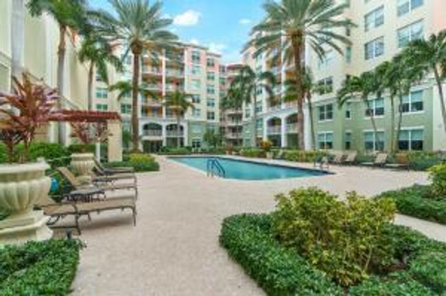APT-406 - 804 E Windward Way, Condo with 2 bedrooms, 2 bathrooms and null parking in Lantana FL | Image 14