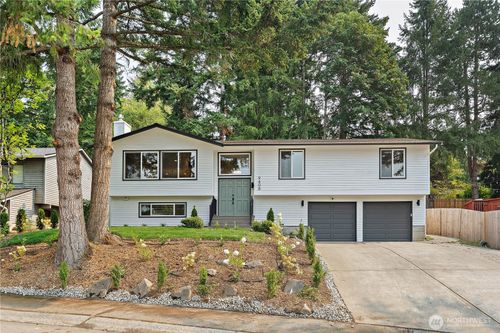 9408 168th Pl Ne, Redmond, WA, 98052-3704 | Card Image