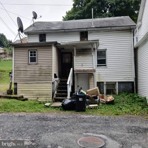 308 E Elm St, Tamaqua, PA, 18252-1519 | Card Image