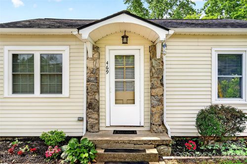 469 Kenilworth Rd, Asheville, NC, 28805-1752 | Card Image