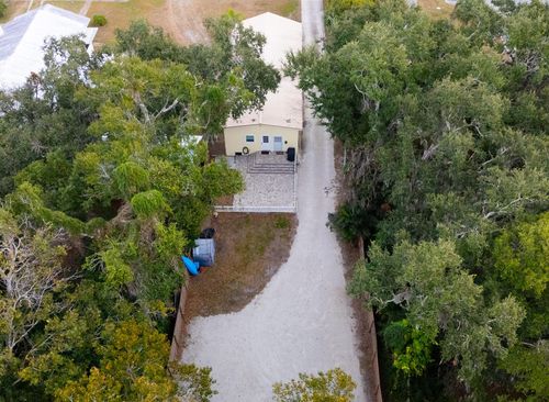 138 Park Blvd, New Smyrna Beach, FL, 32168-6935 | Card Image