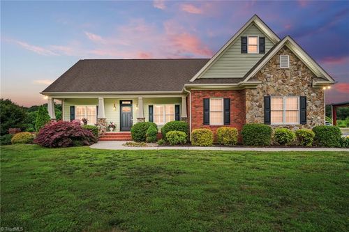 9950 Foil Rd, Mount Pleasant, NC, 28124-9203 | Card Image