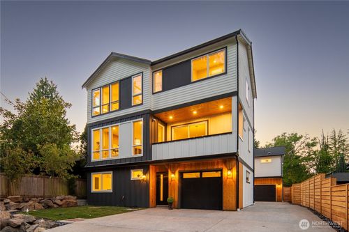 2652 Nw 95th St, Seattle, WA, 98117-2837 | Card Image