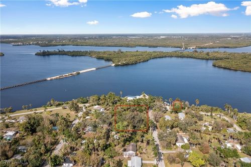 4836/4836 E Riverside Drive, FORT MYERS, FL, 33905 | Card Image