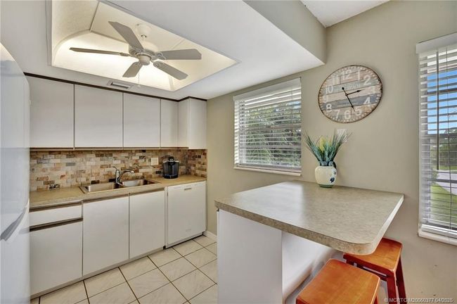 APT-107-6 - 2929 Se Ocean Blvd, Condo with 2 bedrooms, 2 bathrooms and null parking in Stuart FL | Image 8