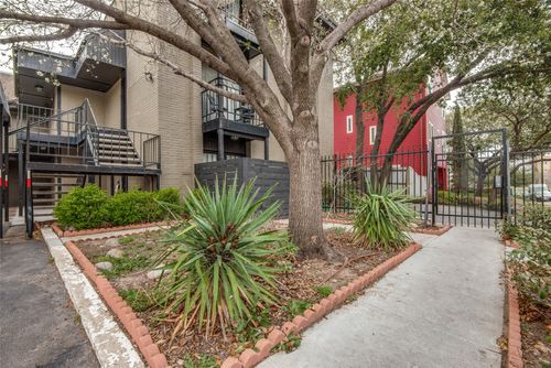118-4301 Hartford St, Dallas, TX, 75219-2627 | Card Image