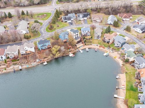 15968 Hyland Pointe Ct, Apple Valley, MN, 55124-7063 | Card Image