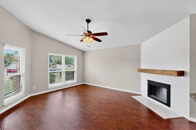 5644 Powers St, House other with 3 bedrooms, 2 bathrooms and null parking in The Colony TX | Image 4