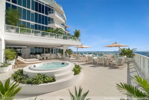 ph4302-2020 N Bayshore Dr, Miami, FL, 33137-5153 | Card Image