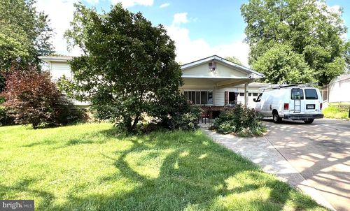 8131 Norwood Dr, ALEXANDRIA, VA, 22309-1330 | Card Image