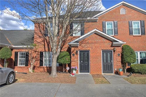 618 Manor Way, Cartersville, GA, 30120-8501 | Card Image