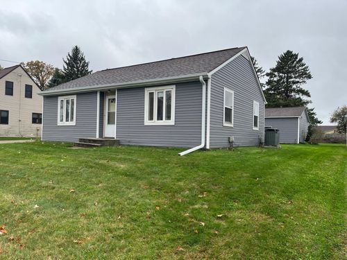 408 S Winnebago St, Caledonia, MN, 55921-1653 | Card Image