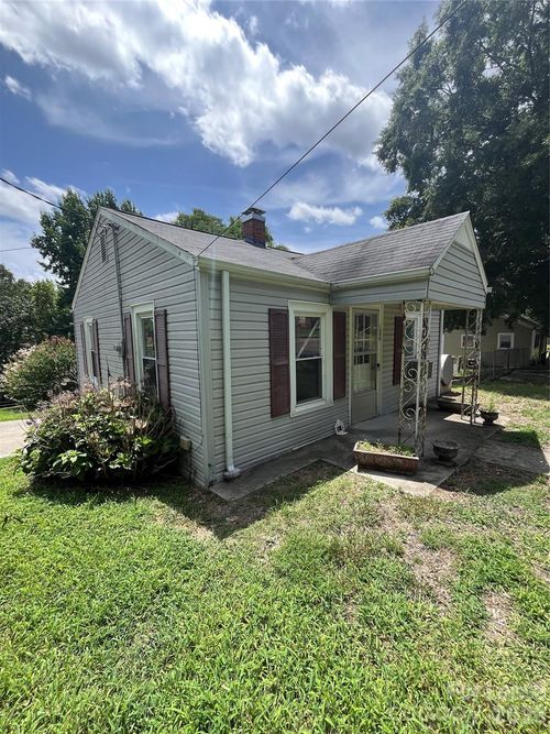 1498 Hilltop St, Albemarle, NC, 28001-2608 | Card Image