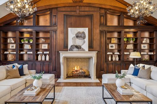 2107 Golf Club Ln, Nashville, TN, 37215-1223 | Card Image