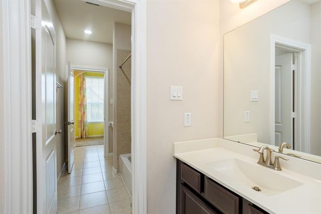 4622 Regal Shadow Ln, House other with 6 bedrooms, 4 bathrooms and 2 parking in Sugar Land TX | Image 32