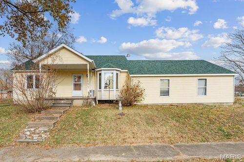 767 Darmstadt St, Saint Libory, IL, 62282-0318 | Card Image