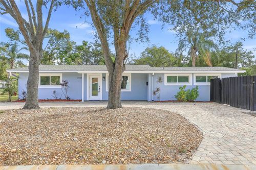 4095 Locust St Ne, St Petersburg, FL, 33703-5807 | Card Image