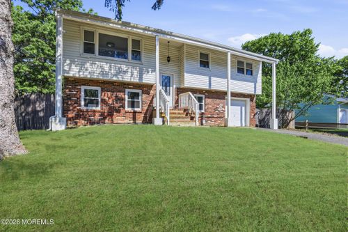 816 Berkeley Ave, Beachwood, NJ, 08722-4602 | Card Image
