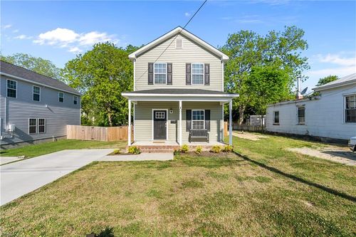 325 Pinner St, Suffolk, VA, 23434-3823 | Card Image