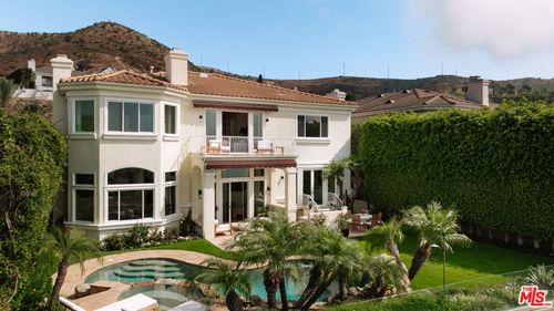 16844 Calle De Sarah, Pacific Palisades, CA, 90272-1951 | Card Image