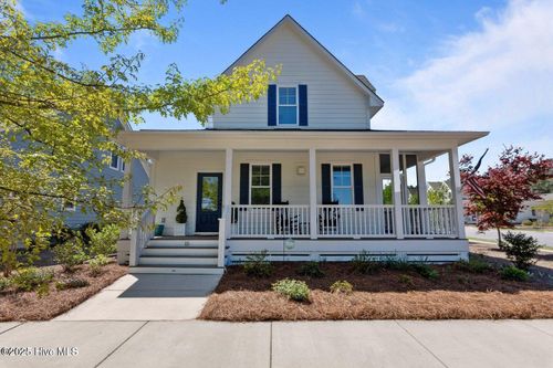 15 Station Ave, Southern Pines, NC, 28387-3003 | Card Image