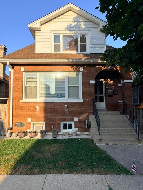 2-5540 Luna Ave, Chicago, IL, 60630-1312 | Card Image