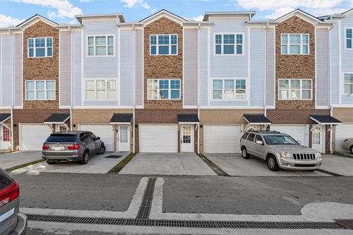 2017 Ocean Dr Nw, Atlanta, GA, 30318-2213 | Card Image