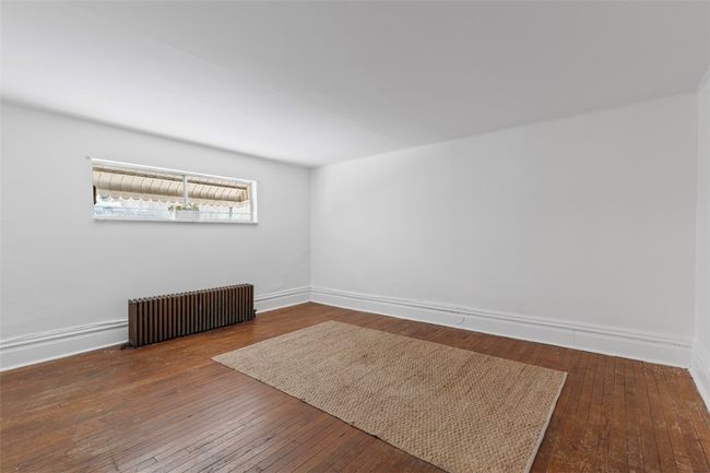 537 6 Th St, House other with 5 bedrooms, 3 bathrooms and 3 parking in Braddock PA | Image 24