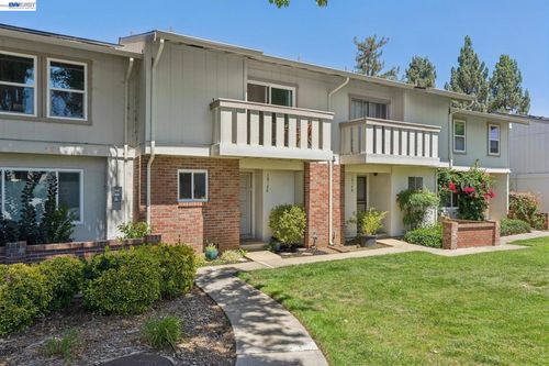 c-1814 Wildbrook Ct, Concord, CA, 94521-1461 | Card Image