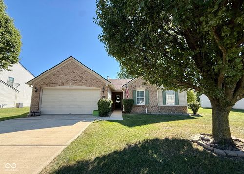2055 Autumn Faith Way, Avon, IN, 46123 | Card Image