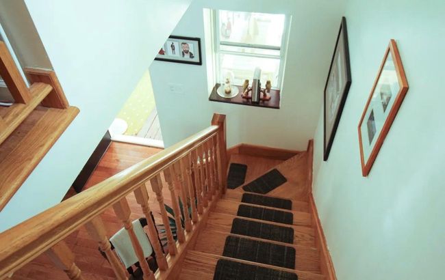 View of staircase | Image 10
