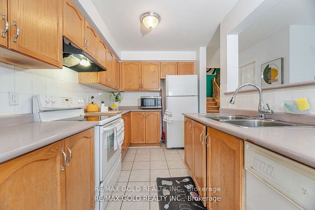 39 - 2 Clay Brick Crt, Condo with 3 bedrooms, 3 bathrooms and 1 parking in Brampton ON | Image 15