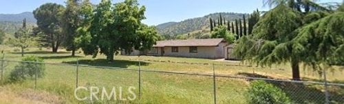 6009 Elwood Rd, Sanger, CA, 93657 | Card Image
