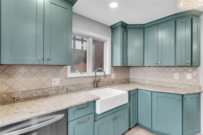Beautiful backsplash | Image 15