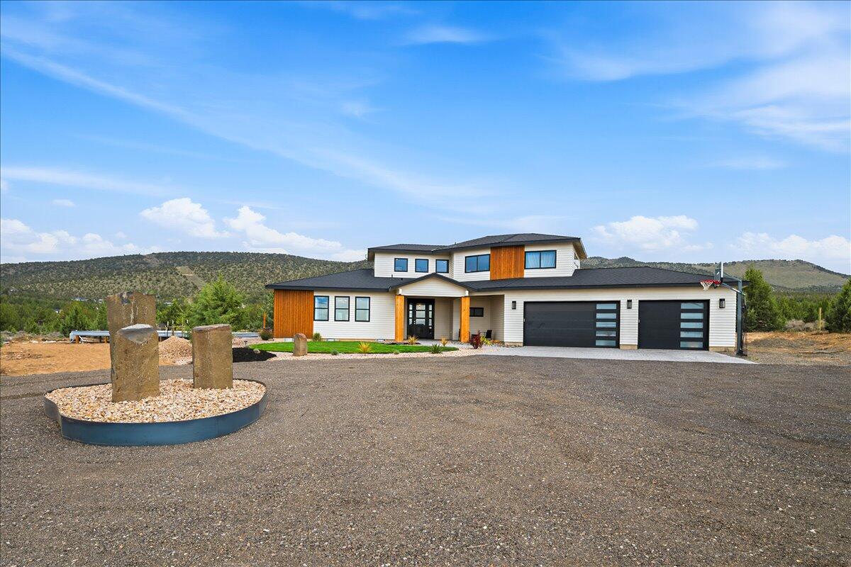 Residential in Powell Butte