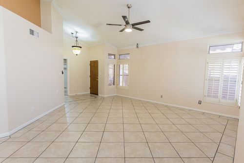 7421 S Kachina Dr, Tempe, AZ, 85283-4287 | Card Image