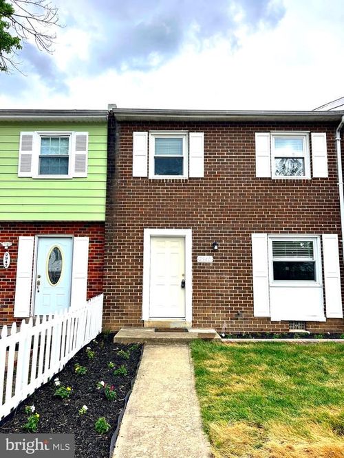2940 Buell Ct, DUMFRIES, VA, 22026-2527 | Card Image