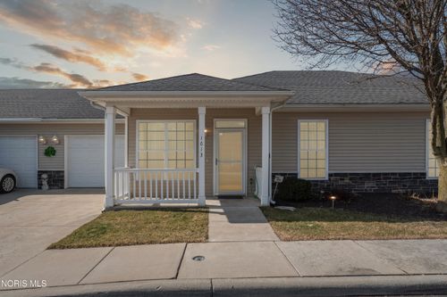 1613 Brooklynn Park E, Toledo, OH, 43615-4472 | Card Image