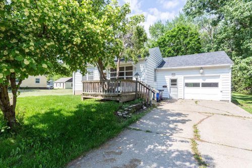 622 N Court St, Sparta, WI, 54656-1139 | Card Image