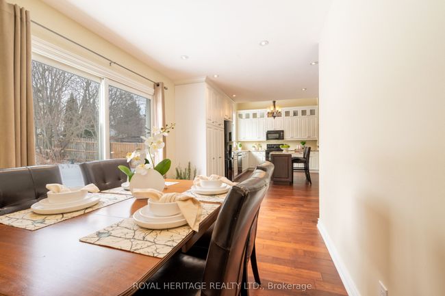 28 Renfield Cres, House other with 3 bedrooms, 3 bathrooms and 2 parking in Whitby ON | Image 13