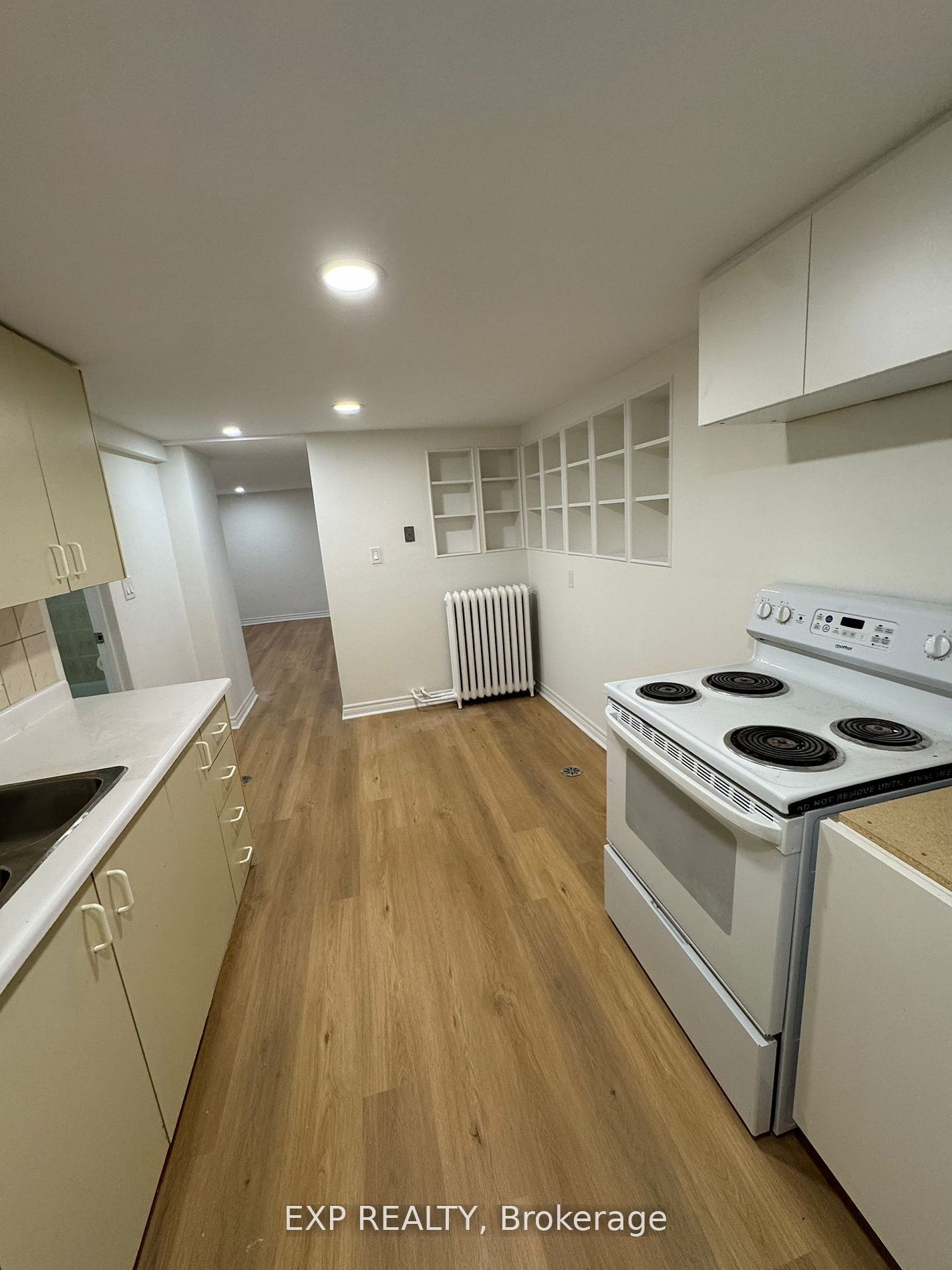 Residential Lease in Toronto W02 5