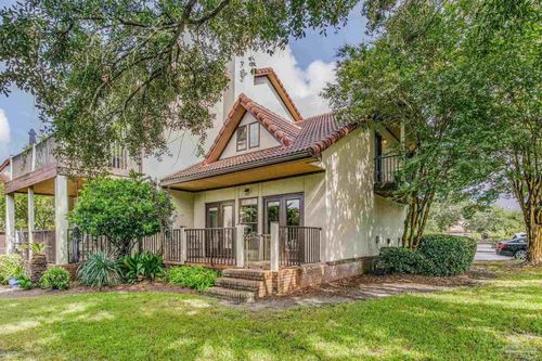 126 Bay Bridge Dr, Gulf Breeze, FL, 32561-4469 | Card Image