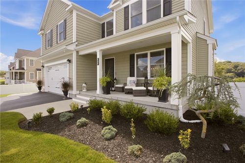 459 Louise St, Woonsocket, RI, 02895 | Card Image