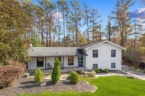 1525 Bend Creek Ct, Dunwoody, GA, 30338-2703 | Card Image